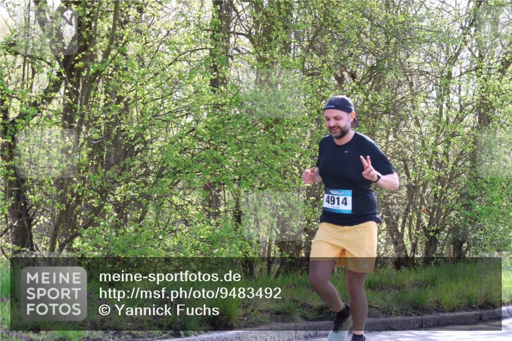 12.04.2026 - 45. Internationalen Wilhelmsburger Insellauf Yannick Fuchs http://msf.ph/oto/9483492 12.04.2026 10:32:25 Laufen 4914 meine-sportfotos.de
