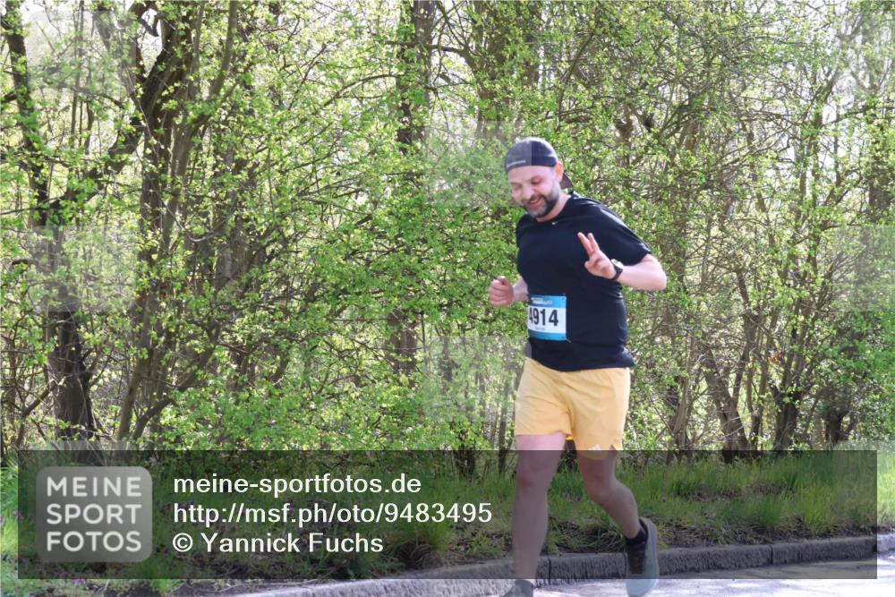 12.04.2026 - 45. Internationalen Wilhelmsburger Insellauf Yannick Fuchs http://msf.ph/oto/9483495 12.04.2026 10:32:25 Laufen 4914 meine-sportfotos.de