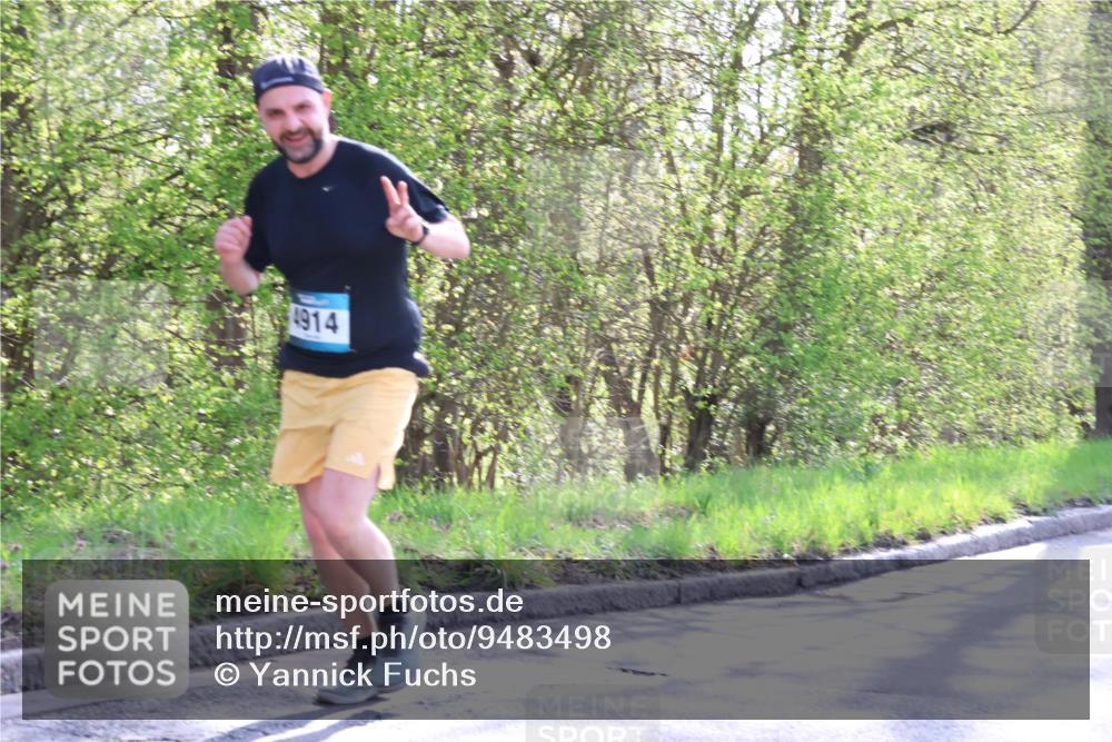 12.04.2026 - 45. Internationalen Wilhelmsburger Insellauf Yannick Fuchs http://msf.ph/oto/9483498 12.04.2026 10:32:26 Laufen 4914 meine-sportfotos.de