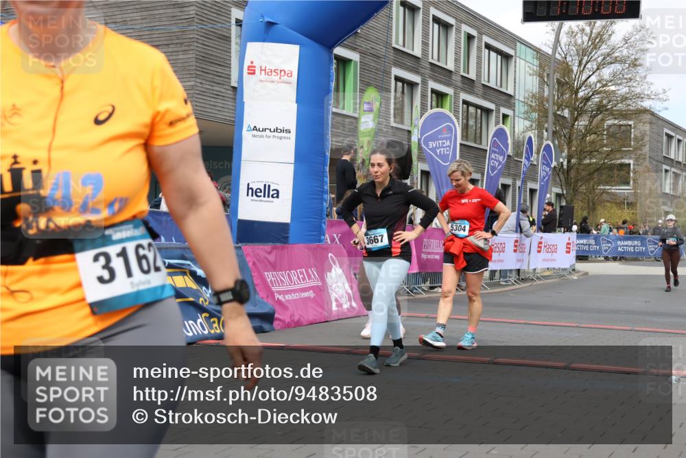 12.04.2026 - 45. Internationalen Wilhelmsburger Insellauf Strokosch-Dieckow http://msf.ph/oto/9483508 12.04.2026 13:23:00 Ziel 3667, 5304, 4210, 4014 meine-sportfotos.de