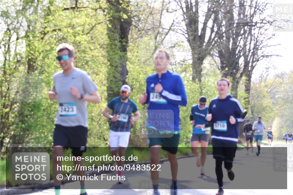 12.04.2026 - 45. Internationalen Wilhelmsburger Insellauf Yannick Fuchs http://msf.ph/oto/9483522 12.04.2026 10:24:56 Laufen 2423, 249, 5710 meine-sportfotos.de