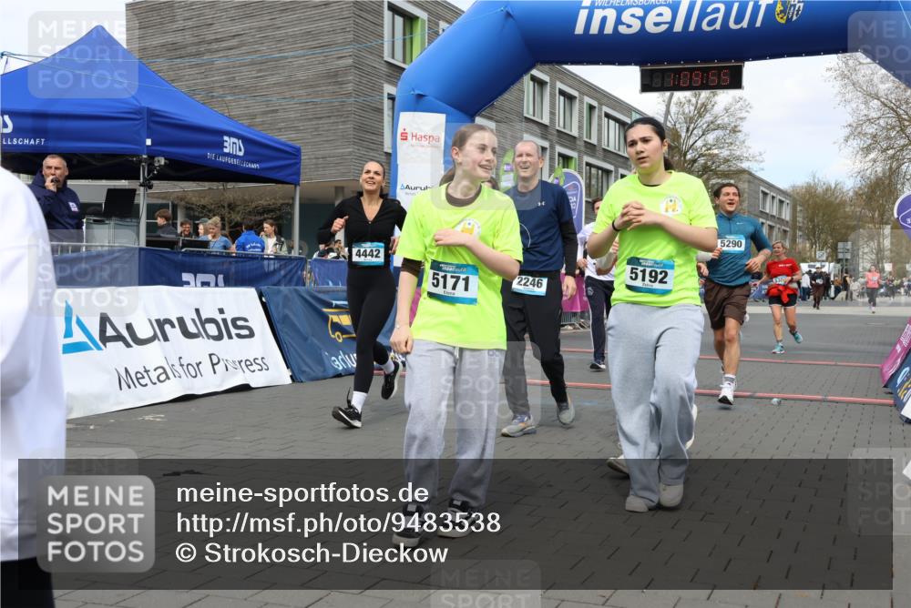 12.04.2026 - 45. Internationalen Wilhelmsburger Insellauf Strokosch-Dieckow http://msf.ph/oto/9483538 12.04.2026 13:22:55 Ziel 2246, 5192, 5171, 3162, 4443, 4442, 3746, 5290, 3057, 3667, 5304, 4210 meine-sportfotos.de