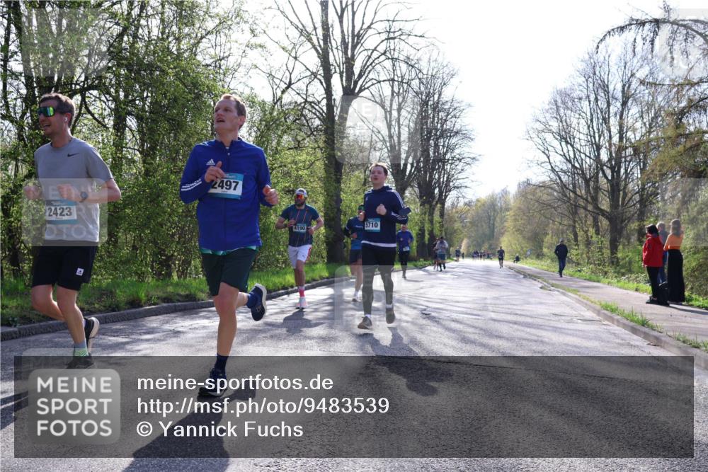 12.04.2026 - 45. Internationalen Wilhelmsburger Insellauf Yannick Fuchs http://msf.ph/oto/9483539 12.04.2026 10:24:57 Laufen 2423, 2497, 4190, 5710 meine-sportfotos.de