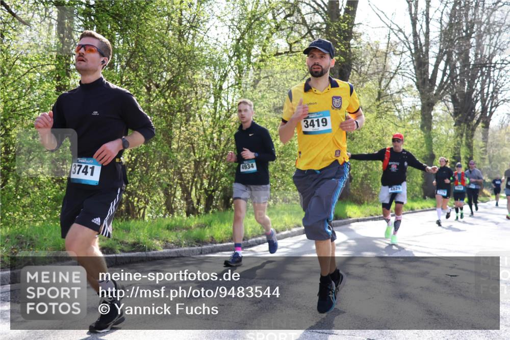 12.04.2026 - 45. Internationalen Wilhelmsburger Insellauf Yannick Fuchs http://msf.ph/oto/9483544 12.04.2026 10:32:30 Laufen 3741, 4934, 3419, 4829 meine-sportfotos.de