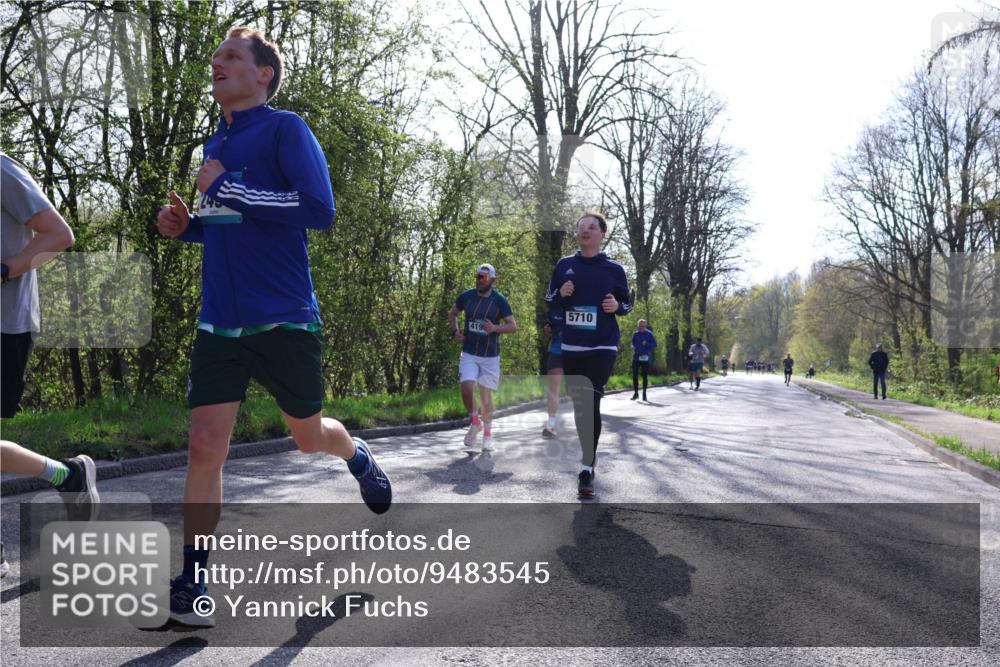 12.04.2026 - 45. Internationalen Wilhelmsburger Insellauf Yannick Fuchs http://msf.ph/oto/9483545 12.04.2026 10:24:58 Laufen 5710 meine-sportfotos.de