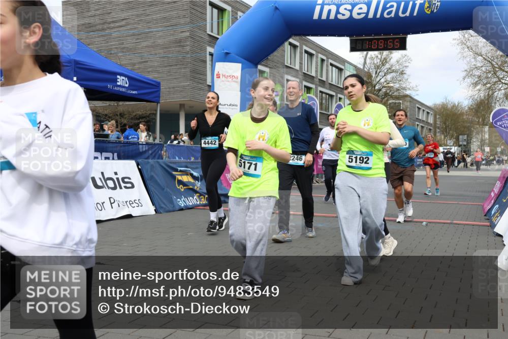 12.04.2026 - 45. Internationalen Wilhelmsburger Insellauf Strokosch-Dieckow http://msf.ph/oto/9483549 12.04.2026 13:22:55 Ziel 2246, 5192, 5171, 3162, 4443, 4442, 3746, 5290, 3057, 3667, 5304, 4210 meine-sportfotos.de
