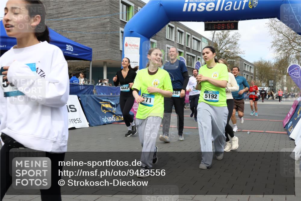 12.04.2026 - 45. Internationalen Wilhelmsburger Insellauf Strokosch-Dieckow http://msf.ph/oto/9483556 12.04.2026 13:22:55 Ziel 2246, 5192, 5171, 3162, 4443, 4442, 3746, 5290, 3057, 3667, 5304, 4210 meine-sportfotos.de