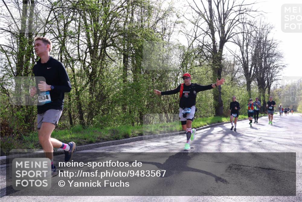 12.04.2026 - 45. Internationalen Wilhelmsburger Insellauf Yannick Fuchs http://msf.ph/oto/9483567 12.04.2026 10:32:32 Laufen 4934, 4829, 3779 meine-sportfotos.de