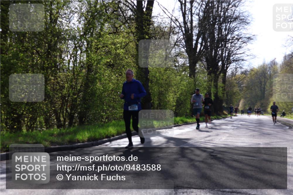 12.04.2026 - 45. Internationalen Wilhelmsburger Insellauf Yannick Fuchs http://msf.ph/oto/9483588 12.04.2026 10:25:01 Laufen 4521 meine-sportfotos.de