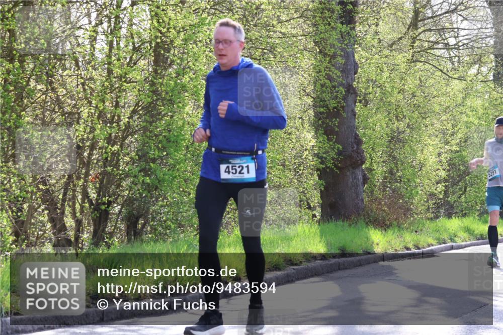 12.04.2026 - 45. Internationalen Wilhelmsburger Insellauf Yannick Fuchs http://msf.ph/oto/9483594 12.04.2026 10:25:01 Laufen 4521, 5291 meine-sportfotos.de