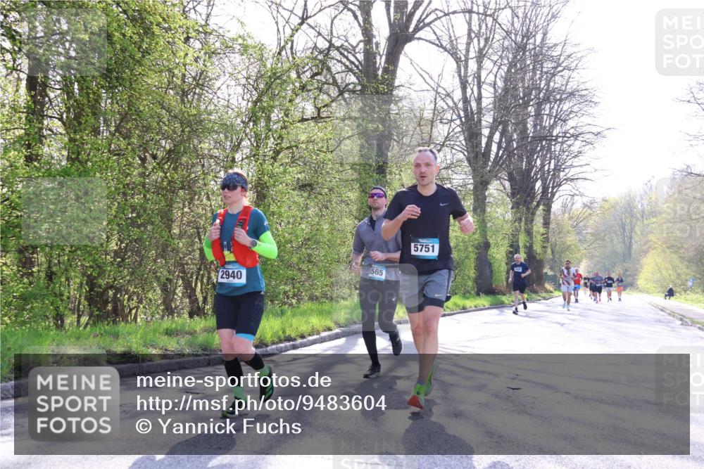 12.04.2026 - 45. Internationalen Wilhelmsburger Insellauf Yannick Fuchs http://msf.ph/oto/9483604 12.04.2026 10:32:36 Laufen 565, 2940, 5751 meine-sportfotos.de