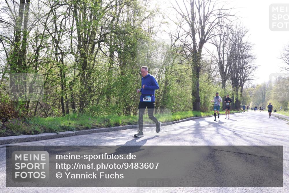 12.04.2026 - 45. Internationalen Wilhelmsburger Insellauf Yannick Fuchs http://msf.ph/oto/9483607 12.04.2026 10:25:02 Laufen 4521 meine-sportfotos.de