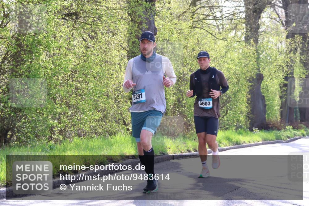 12.04.2026 - 45. Internationalen Wilhelmsburger Insellauf Yannick Fuchs http://msf.ph/oto/9483614 12.04.2026 10:25:04 Laufen 5291, 5603 meine-sportfotos.de