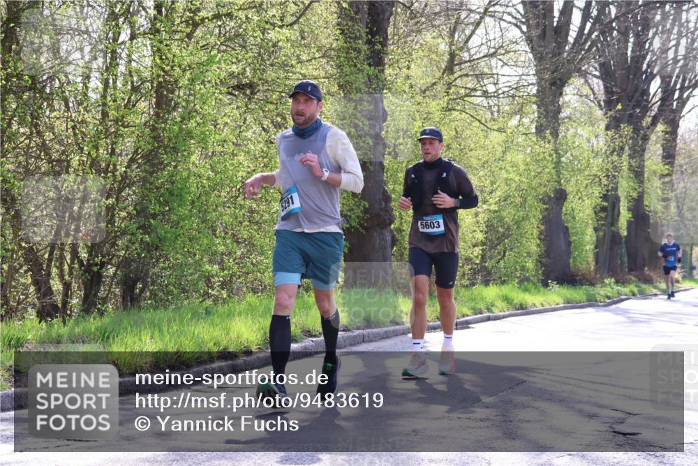 12.04.2026 - 45. Internationalen Wilhelmsburger Insellauf Yannick Fuchs http://msf.ph/oto/9483619 12.04.2026 10:25:04 Laufen 5291, 5603 meine-sportfotos.de