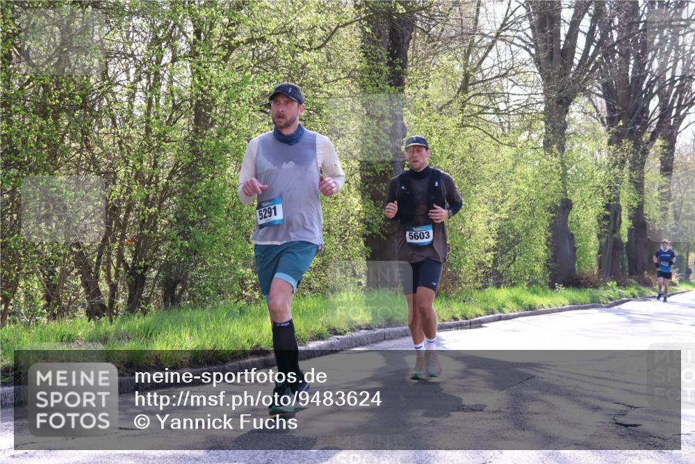 12.04.2026 - 45. Internationalen Wilhelmsburger Insellauf Yannick Fuchs http://msf.ph/oto/9483624 12.04.2026 10:25:04 Laufen 5291, 5603 meine-sportfotos.de