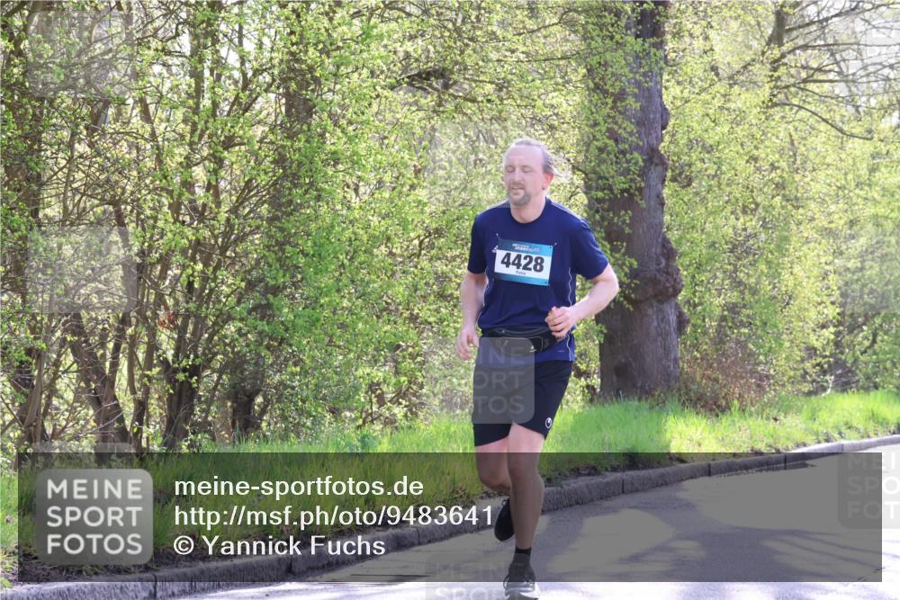 12.04.2026 - 45. Internationalen Wilhelmsburger Insellauf Yannick Fuchs http://msf.ph/oto/9483641 12.04.2026 10:32:41 Laufen 4428 meine-sportfotos.de