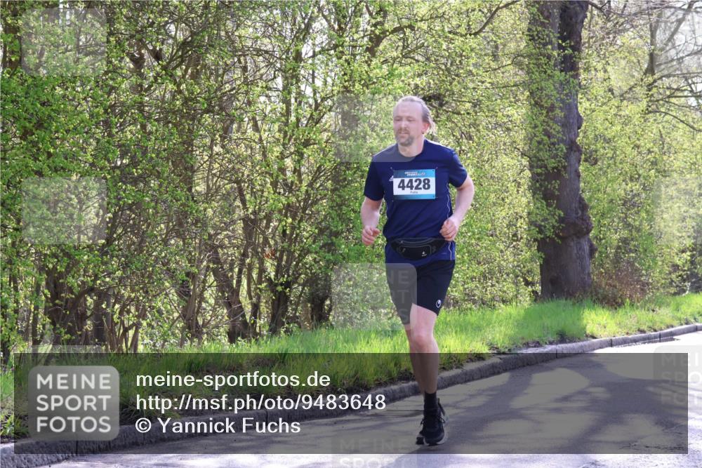 12.04.2026 - 45. Internationalen Wilhelmsburger Insellauf Yannick Fuchs http://msf.ph/oto/9483648 12.04.2026 10:32:41 Laufen 4428 meine-sportfotos.de