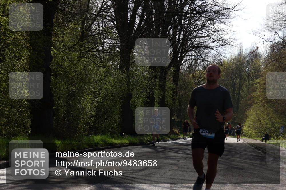 12.04.2026 - 45. Internationalen Wilhelmsburger Insellauf Yannick Fuchs http://msf.ph/oto/9483658 12.04.2026 10:25:08 Laufen 5036, 2541 meine-sportfotos.de
