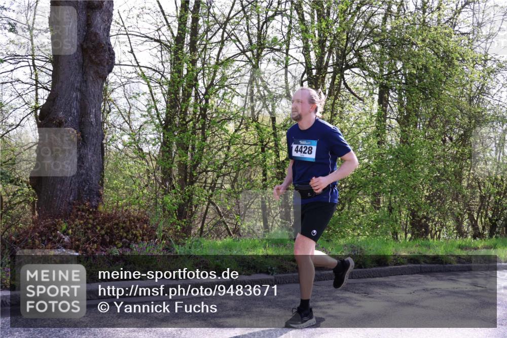 12.04.2026 - 45. Internationalen Wilhelmsburger Insellauf Yannick Fuchs http://msf.ph/oto/9483671 12.04.2026 10:32:43 Laufen 4428 meine-sportfotos.de