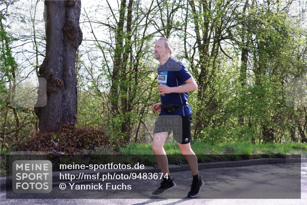 12.04.2026 - 45. Internationalen Wilhelmsburger Insellauf Yannick Fuchs http://msf.ph/oto/9483674 12.04.2026 10:32:43 Laufen 4428 meine-sportfotos.de