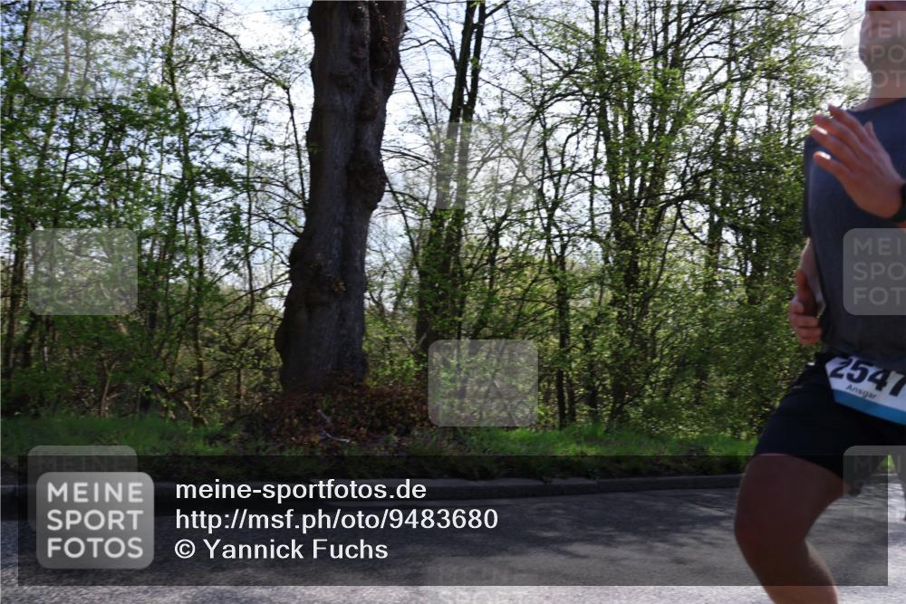 12.04.2026 - 45. Internationalen Wilhelmsburger Insellauf Yannick Fuchs http://msf.ph/oto/9483680 12.04.2026 10:25:10 Laufen 2547 meine-sportfotos.de