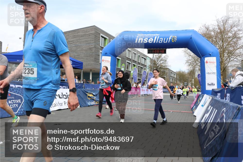 12.04.2026 - 45. Internationalen Wilhelmsburger Insellauf Strokosch-Dieckow http://msf.ph/oto/9483697 12.04.2026 13:22:48 Ziel 5080, 4348, 5085, 3603, 3602, 5092, 2246, 5192, 5171, 3162, 4443 meine-sportfotos.de