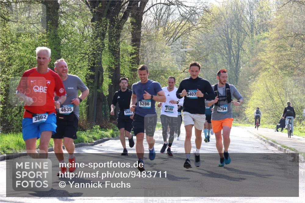 12.04.2026 - 45. Internationalen Wilhelmsburger Insellauf Yannick Fuchs http://msf.ph/oto/9483711 12.04.2026 10:32:47 Laufen 4635, 3662, 5697, 5286, 2189, 33, 5407, 334, 5794 meine-sportfotos.de