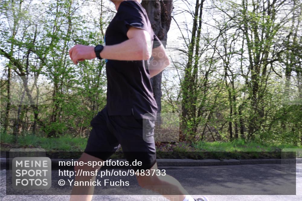 12.04.2026 - 45. Internationalen Wilhelmsburger Insellauf Yannick Fuchs http://msf.ph/oto/9483733 12.04.2026 10:25:22 Laufen  meine-sportfotos.de