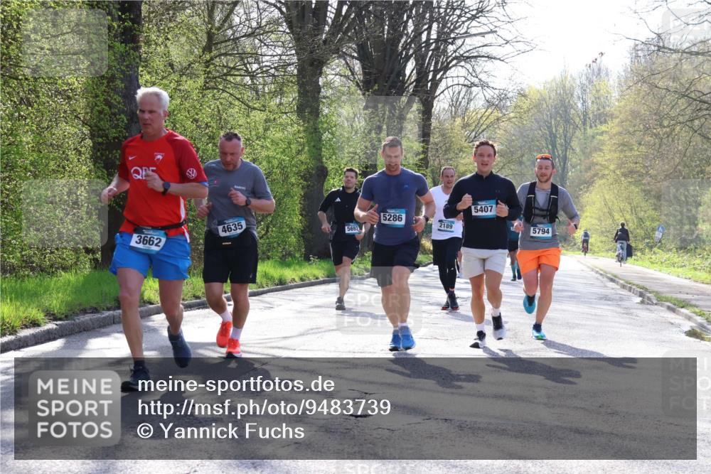 12.04.2026 - 45. Internationalen Wilhelmsburger Insellauf Yannick Fuchs http://msf.ph/oto/9483739 12.04.2026 10:32:48 Laufen 3662, 4635, 5286, 2189, 5697, 5407, 5794 meine-sportfotos.de