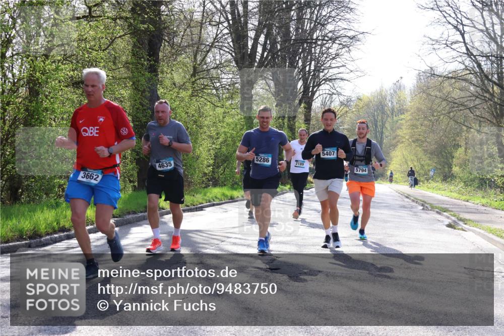 12.04.2026 - 45. Internationalen Wilhelmsburger Insellauf Yannick Fuchs http://msf.ph/oto/9483750 12.04.2026 10:32:49 Laufen 3662, 5407, 5286, 4635, 2189, 5794 meine-sportfotos.de