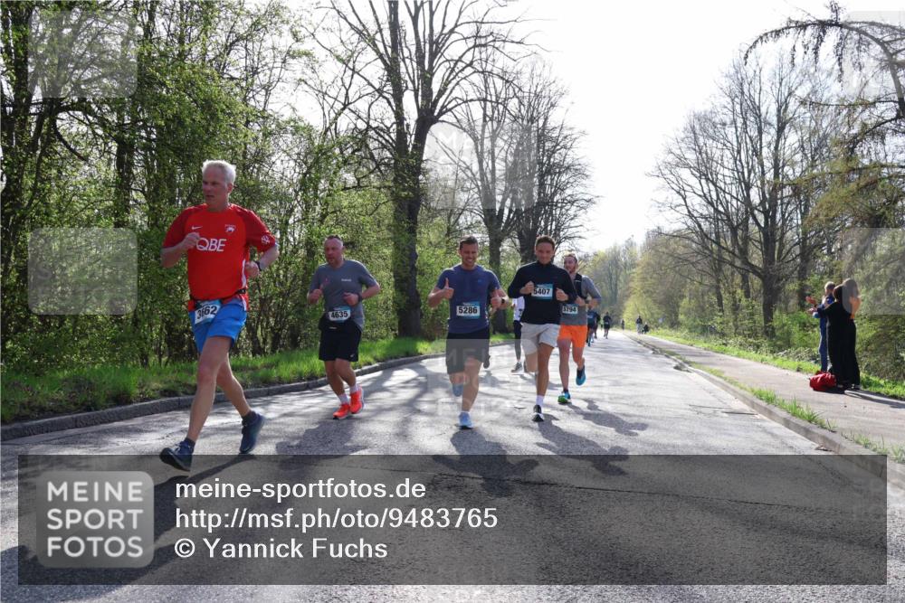 12.04.2026 - 45. Internationalen Wilhelmsburger Insellauf Yannick Fuchs http://msf.ph/oto/9483765 12.04.2026 10:32:50 Laufen 3662, 4635, 5286, 5407, 5794 meine-sportfotos.de