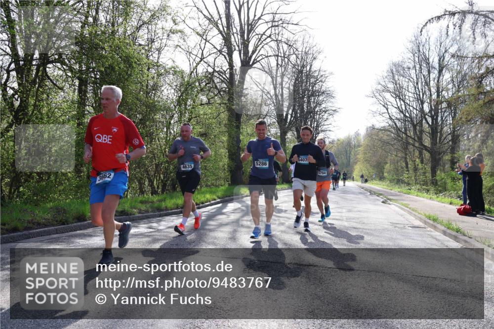12.04.2026 - 45. Internationalen Wilhelmsburger Insellauf Yannick Fuchs http://msf.ph/oto/9483767 12.04.2026 10:32:50 Laufen 3662, 4635, 5286, 5407, 5794 meine-sportfotos.de