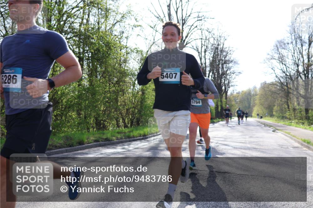 12.04.2026 - 45. Internationalen Wilhelmsburger Insellauf Yannick Fuchs http://msf.ph/oto/9483786 12.04.2026 10:32:52 Laufen 5286, 5407, 5794 meine-sportfotos.de