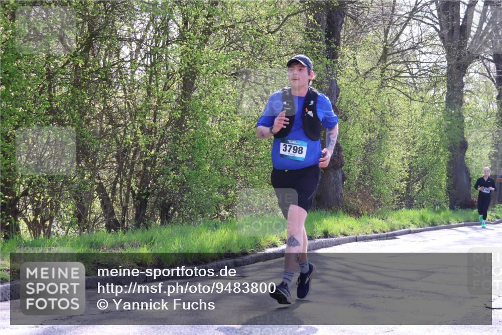 12.04.2026 - 45. Internationalen Wilhelmsburger Insellauf Yannick Fuchs http://msf.ph/oto/9483800 12.04.2026 10:45:42 Laufen 3798 meine-sportfotos.de
