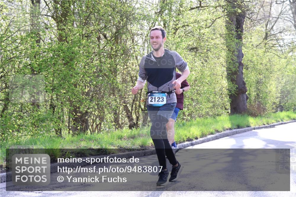 12.04.2026 - 45. Internationalen Wilhelmsburger Insellauf Yannick Fuchs http://msf.ph/oto/9483807 12.04.2026 10:25:34 Laufen 2123 meine-sportfotos.de