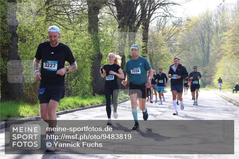 12.04.2026 - 45. Internationalen Wilhelmsburger Insellauf Yannick Fuchs http://msf.ph/oto/9483819 12.04.2026 10:32:56 Laufen 3227, 4333, 3334, 2102, 5824, 2656 meine-sportfotos.de