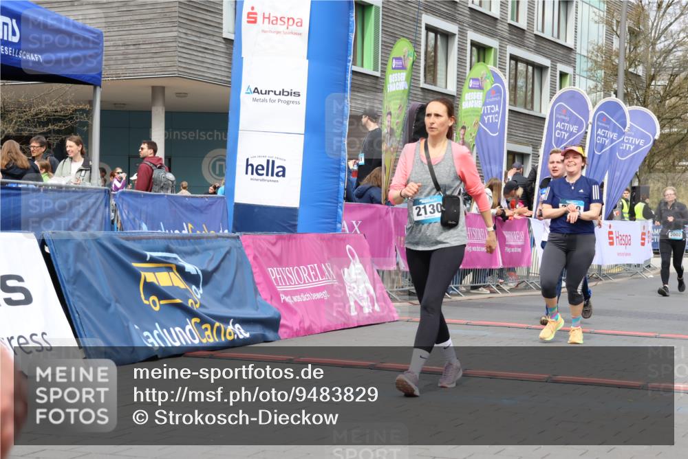12.04.2026 - 45. Internationalen Wilhelmsburger Insellauf Strokosch-Dieckow http://msf.ph/oto/9483829 12.04.2026 13:22:28 Ziel 2552, 2130, 2840, 3998, 5462, 5205, 4809, 2002 meine-sportfotos.de