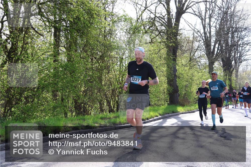 12.04.2026 - 45. Internationalen Wilhelmsburger Insellauf Yannick Fuchs http://msf.ph/oto/9483841 12.04.2026 10:32:57 Laufen 3227, 4333, 3334, 582 meine-sportfotos.de