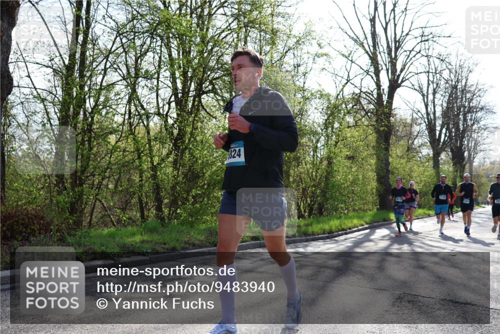 12.04.2026 - 45. Internationalen Wilhelmsburger Insellauf Yannick Fuchs http://msf.ph/oto/9483940 12.04.2026 10:33:02 Laufen 1, 24, 2102, 104, 265 meine-sportfotos.de