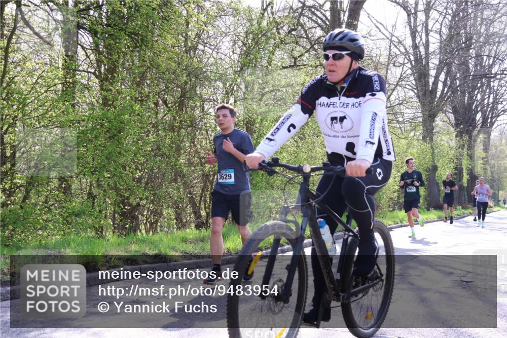 12.04.2026 - 45. Internationalen Wilhelmsburger Insellauf Yannick Fuchs http://msf.ph/oto/9483954 12.04.2026 10:25:55 Laufen 3629, 4439 meine-sportfotos.de