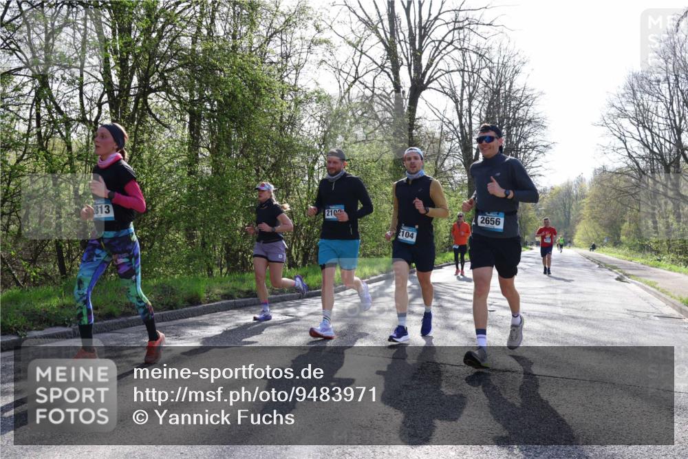 12.04.2026 - 45. Internationalen Wilhelmsburger Insellauf Yannick Fuchs http://msf.ph/oto/9483971 12.04.2026 10:33:05 Laufen 813, 210, 2104, 2656 meine-sportfotos.de