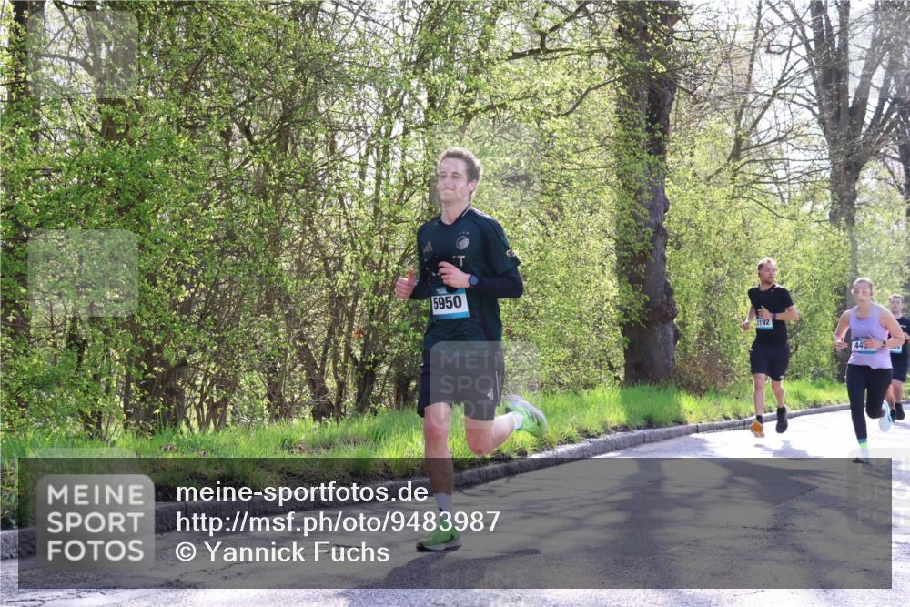 12.04.2026 - 45. Internationalen Wilhelmsburger Insellauf Yannick Fuchs http://msf.ph/oto/9483987 12.04.2026 10:25:58 Laufen 5950, 2192, 448 meine-sportfotos.de