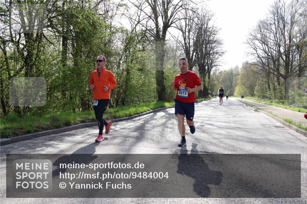 12.04.2026 - 45. Internationalen Wilhelmsburger Insellauf Yannick Fuchs http://msf.ph/oto/9484004 12.04.2026 10:33:09 Laufen 216, 2073 meine-sportfotos.de