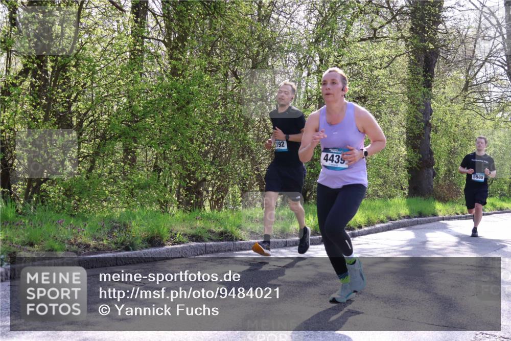12.04.2026 - 45. Internationalen Wilhelmsburger Insellauf Yannick Fuchs http://msf.ph/oto/9484021 12.04.2026 10:26:01 Laufen 192, 4435, 5589 meine-sportfotos.de
