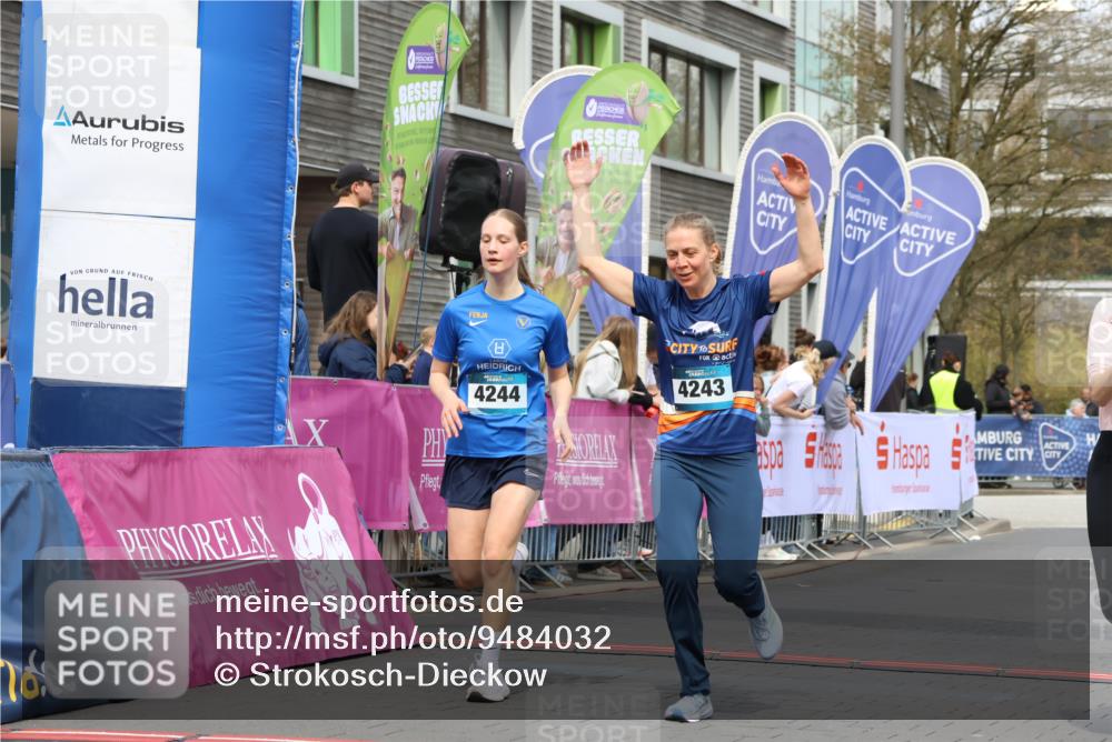 12.04.2026 - 45. Internationalen Wilhelmsburger Insellauf Strokosch-Dieckow http://msf.ph/oto/9484032 12.04.2026 13:22:10 Ziel 4017, 3676 meine-sportfotos.de