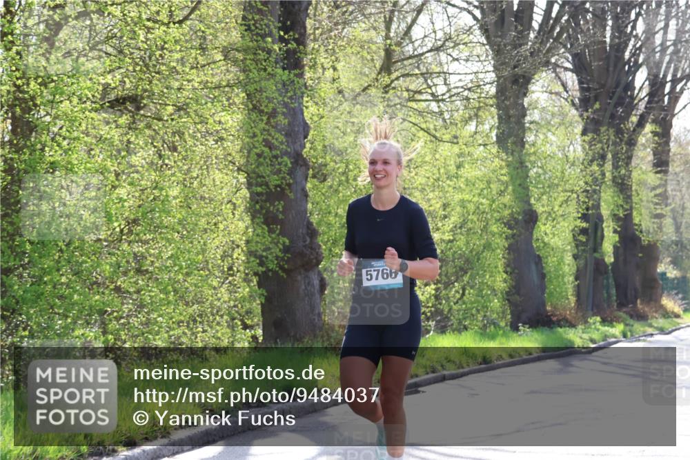 12.04.2026 - 45. Internationalen Wilhelmsburger Insellauf Yannick Fuchs http://msf.ph/oto/9484037 12.04.2026 10:33:13 Laufen 5766 meine-sportfotos.de