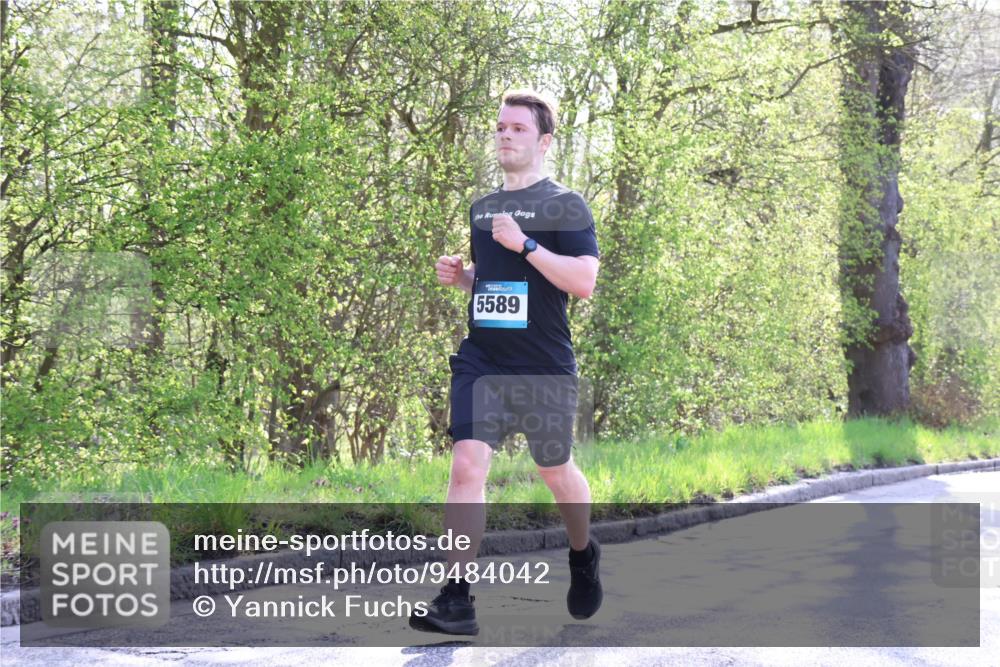12.04.2026 - 45. Internationalen Wilhelmsburger Insellauf Yannick Fuchs http://msf.ph/oto/9484042 12.04.2026 10:26:03 Laufen 5589 meine-sportfotos.de
