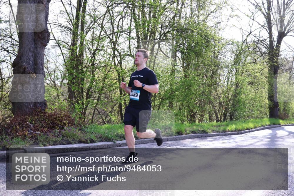12.04.2026 - 45. Internationalen Wilhelmsburger Insellauf Yannick Fuchs http://msf.ph/oto/9484053 12.04.2026 10:26:04 Laufen 5589 meine-sportfotos.de