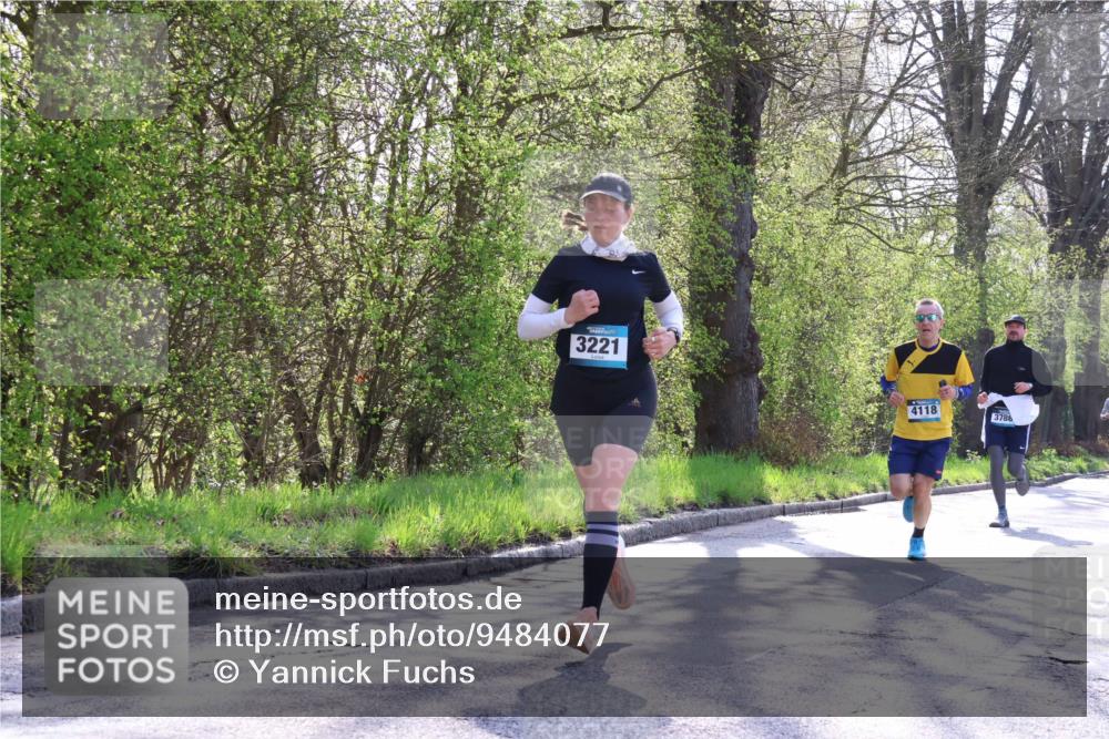 12.04.2026 - 45. Internationalen Wilhelmsburger Insellauf Yannick Fuchs http://msf.ph/oto/9484077 12.04.2026 10:26:07 Laufen 3221, 4118, 3786 meine-sportfotos.de