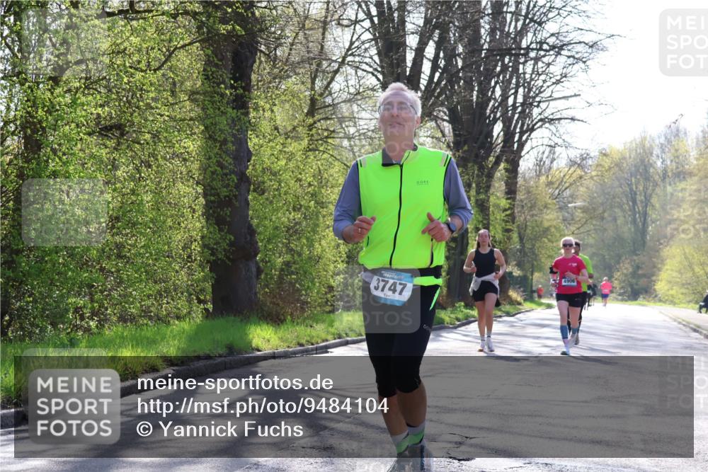 12.04.2026 - 45. Internationalen Wilhelmsburger Insellauf Yannick Fuchs http://msf.ph/oto/9484104 12.04.2026 10:33:23 Laufen 3747, 4906 meine-sportfotos.de